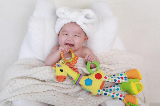 借卵生子机构宝宝的口欲期